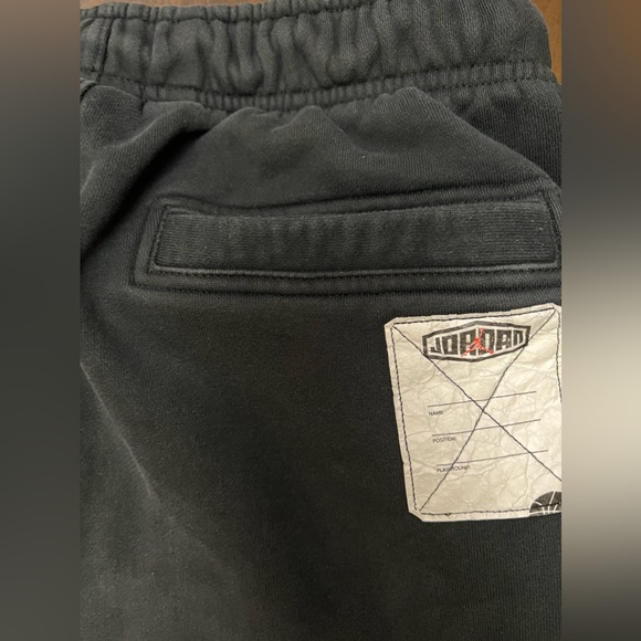 Mens Jordans Crewneck Sweatshirt with Sweatpants Set Size Small - Picture 13 of 13